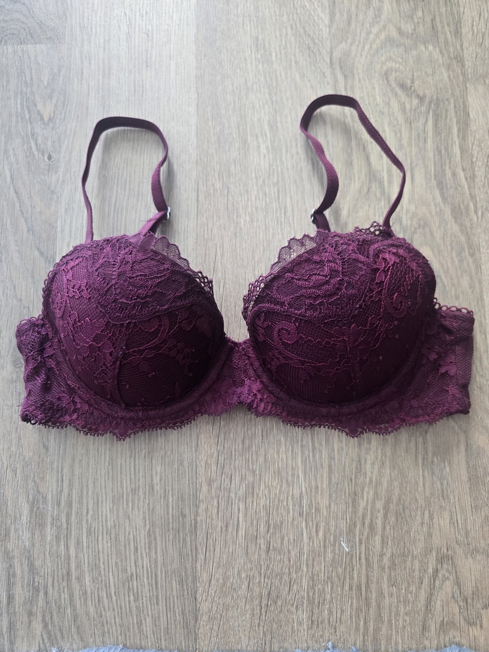 Victoria Secret Dream Angels Purple/Wine Lace Demi Lined Bra 30C/32B